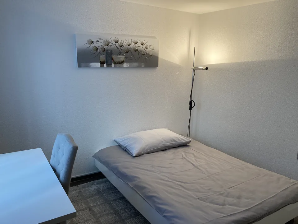 Möbilietes Studio mitten in Flawil