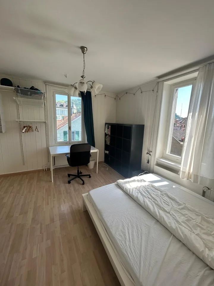 4-bedroom apartment for takeover.