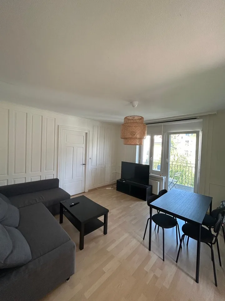 4-bedroom apartment for takeover.