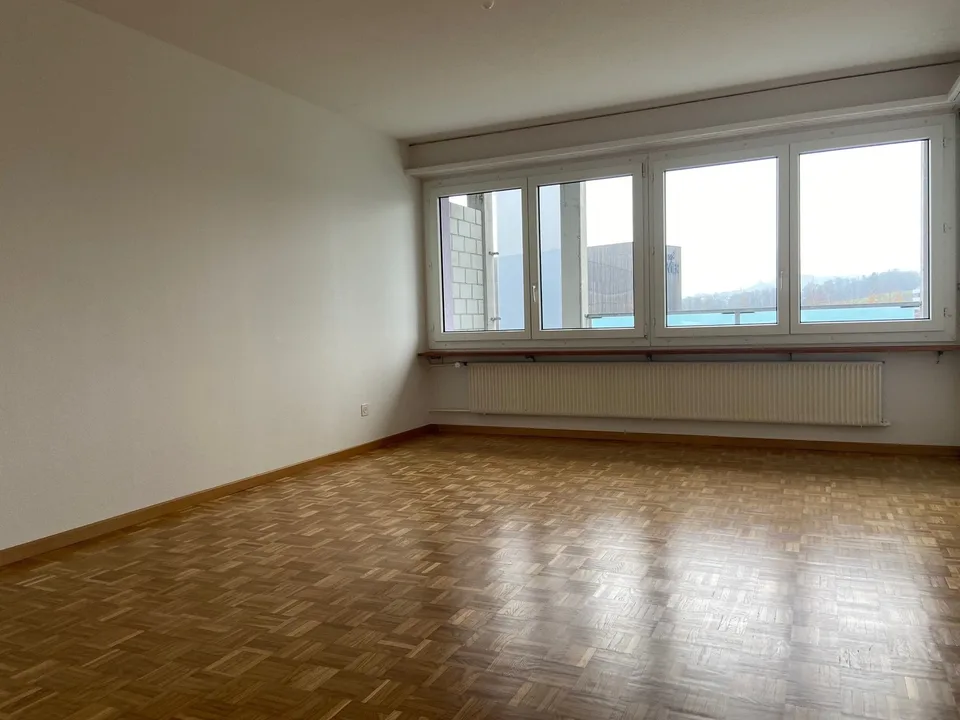 Sonnige 3,5-Zimmer-Wohnung mit grossem Balkon