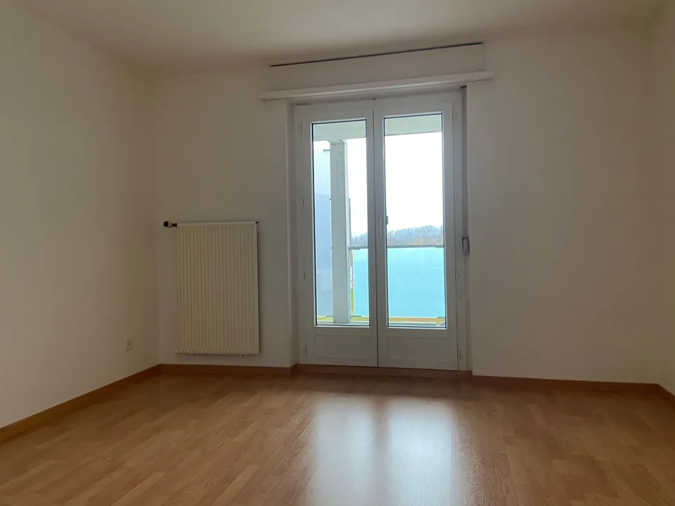 Sonnige 3,5-Zimmer-Wohnung mit grossem Balkon – Foto 8 von 10
