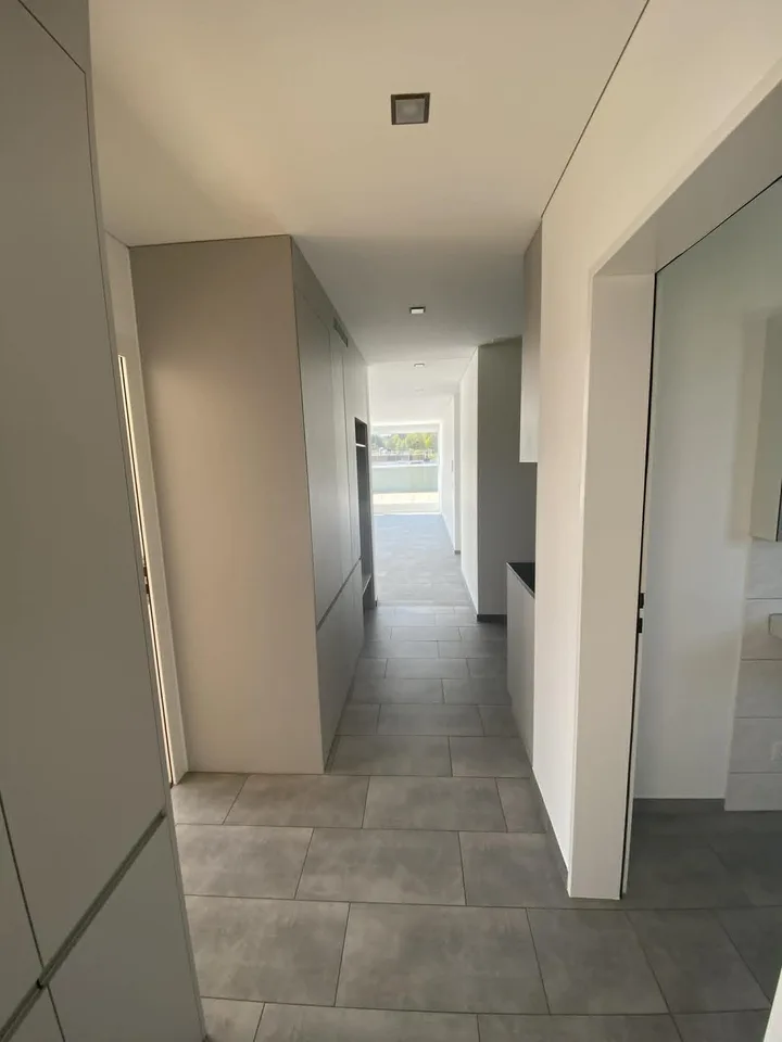 Attika-Wohnung mit grosser Terrasse und traumhaftem Säntisblick – Foto 8 von 12