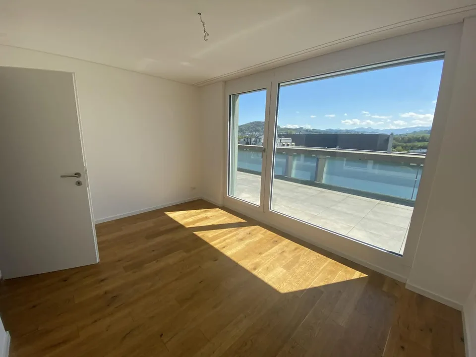 Attika-Wohnung mit grosser Terrasse und traumhaftem Säntisblick – Foto 7 von 12