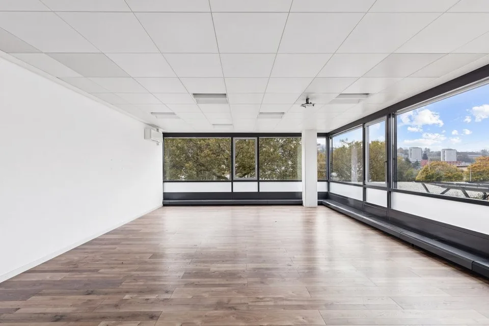 attraktiver Arbeitsplatz an gut erschlossener Lage