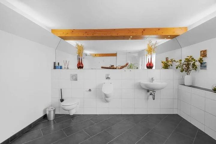 FLEXIBILITÄTSWUNDER MIT MEHR ALS 500 M² NUTZFLÄCHE – photo 6 of 9