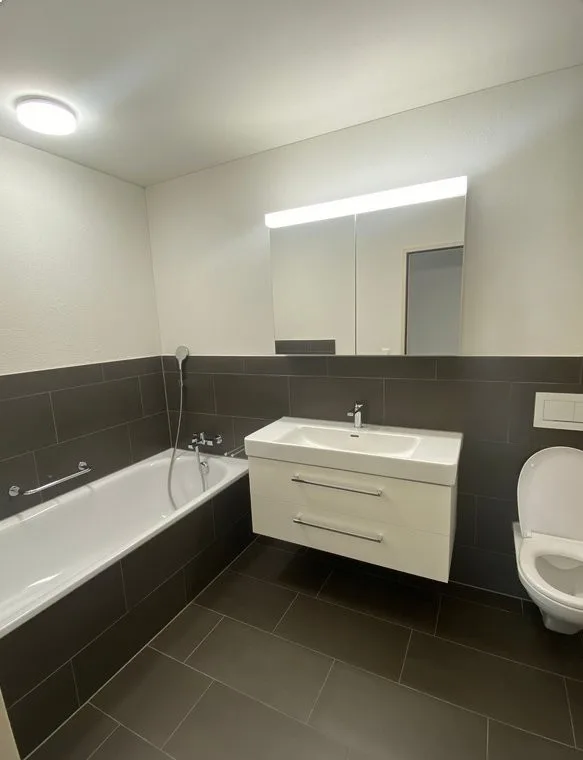 Moderne 4½-Zimmer-Wohnung im 1. OG