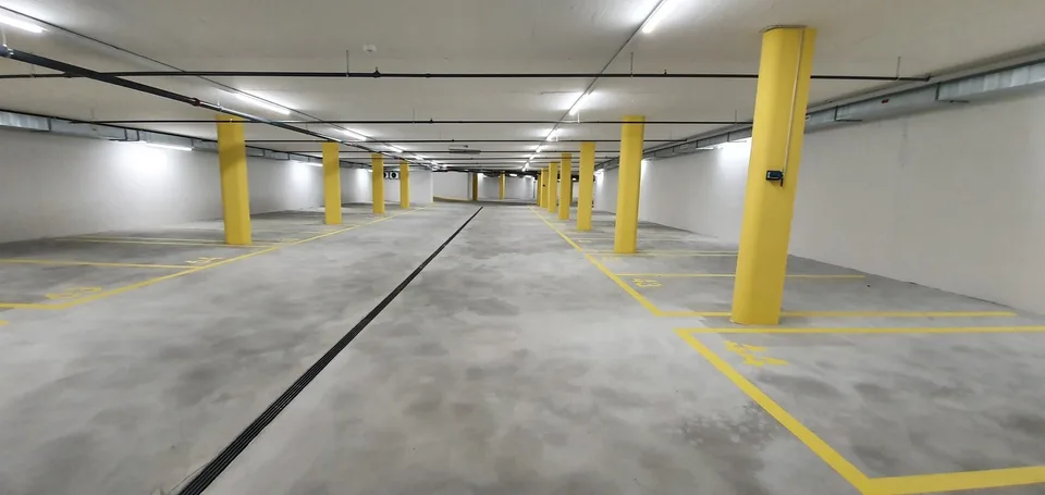 Keinen Platz um Ihr Auto abzustellen? Sie wurden soeben fündig.