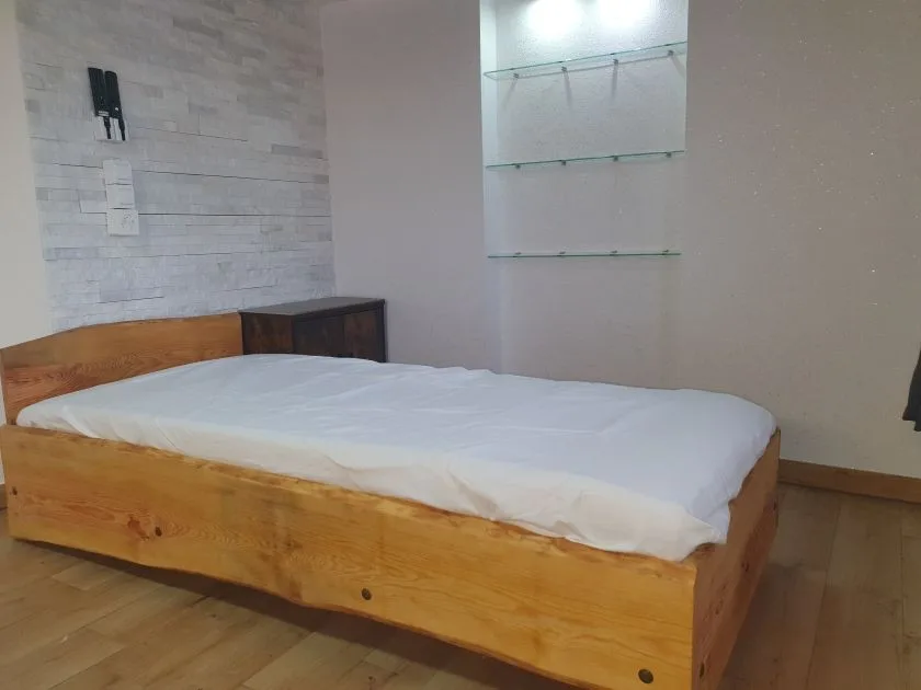Einzelzimmer möbeliert, all inclusive, KEINE Sozialbezüger!