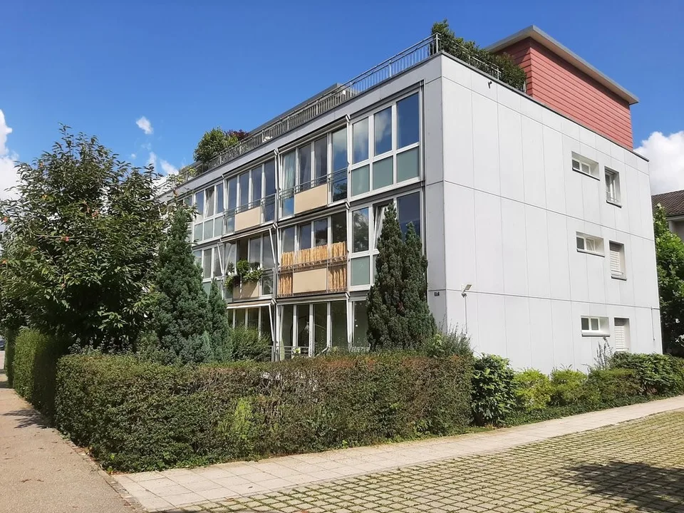 Aussen-Abstellplätze zu vermieten