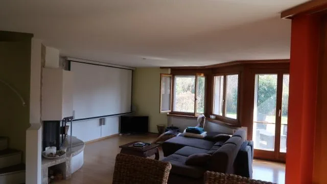 WG Zimmer mit Balkon am Bach
