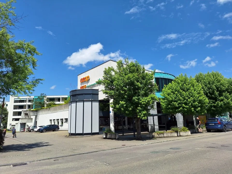 Abstellplatz zu vermieten!
