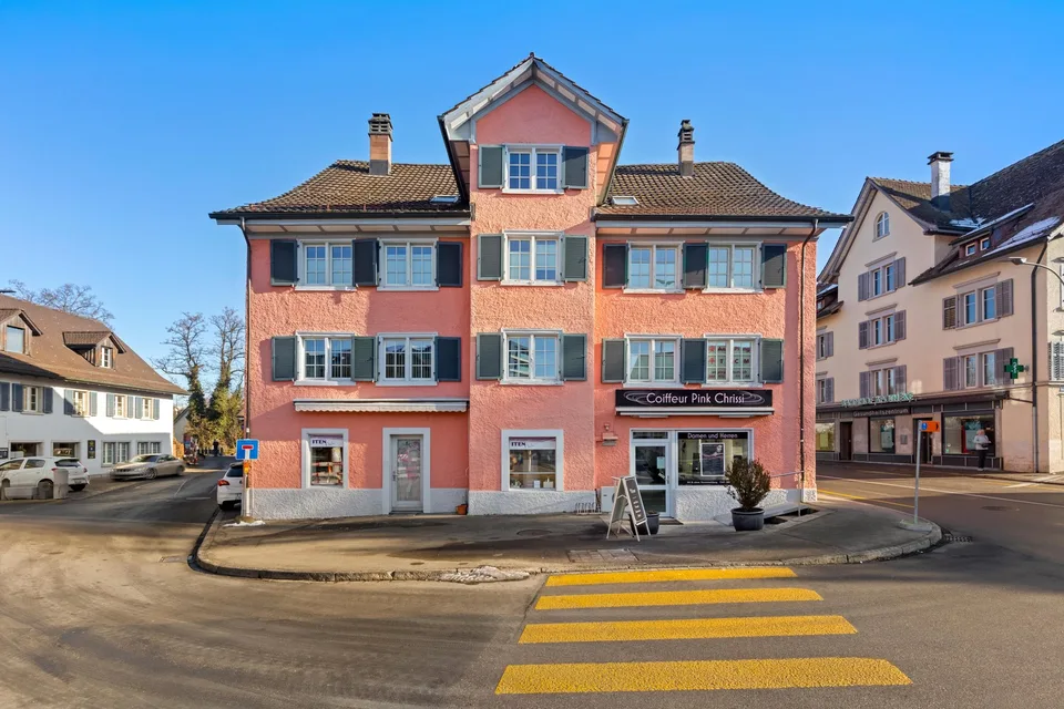 Attraktives Büro im 2. Obergeschoss an zentraler Lage in Wetzikon zu vermieten