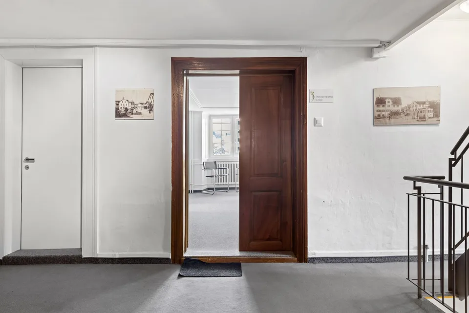 Attraktives Büro im 2. Obergeschoss an zentraler Lage in Wetzikon zu vermieten – photo 6 of 13