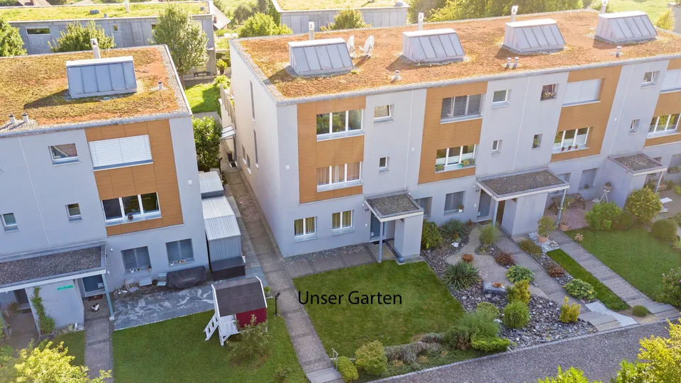 Helles WG-Zimmer 20M2 im 2OG unseres WG-Einfamilienhauses