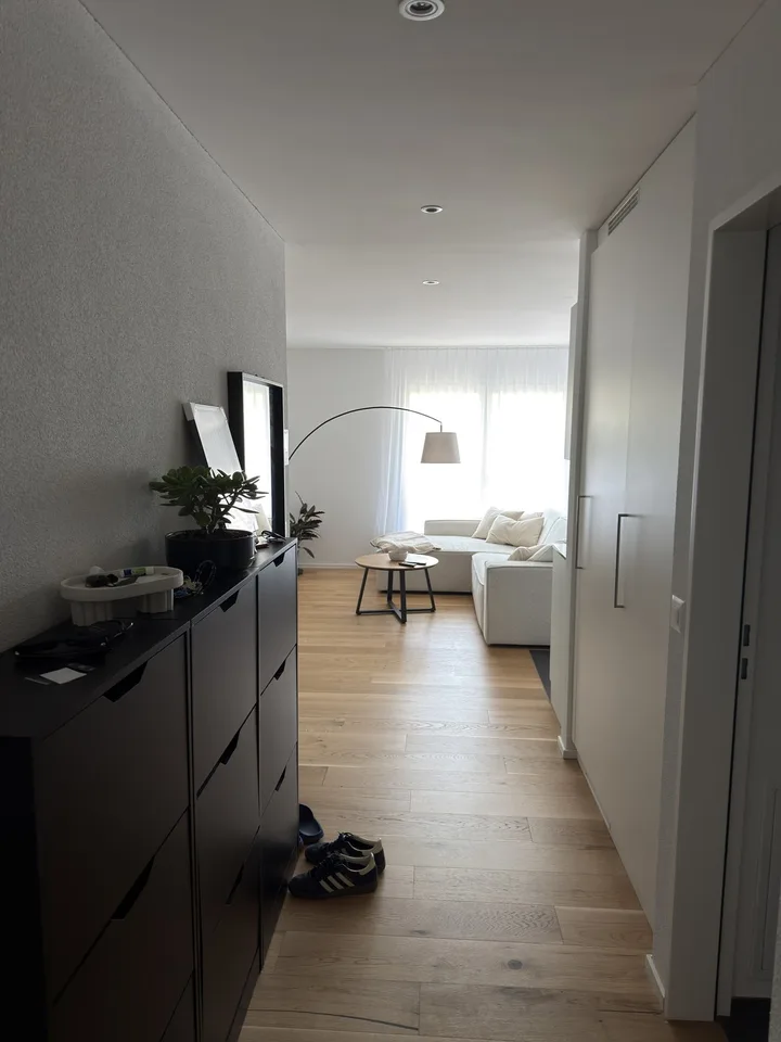 Moderne 3.5-Zimmer-Neubauwohnung inkl. NK und Doppelparkplatz in Nürensdorf