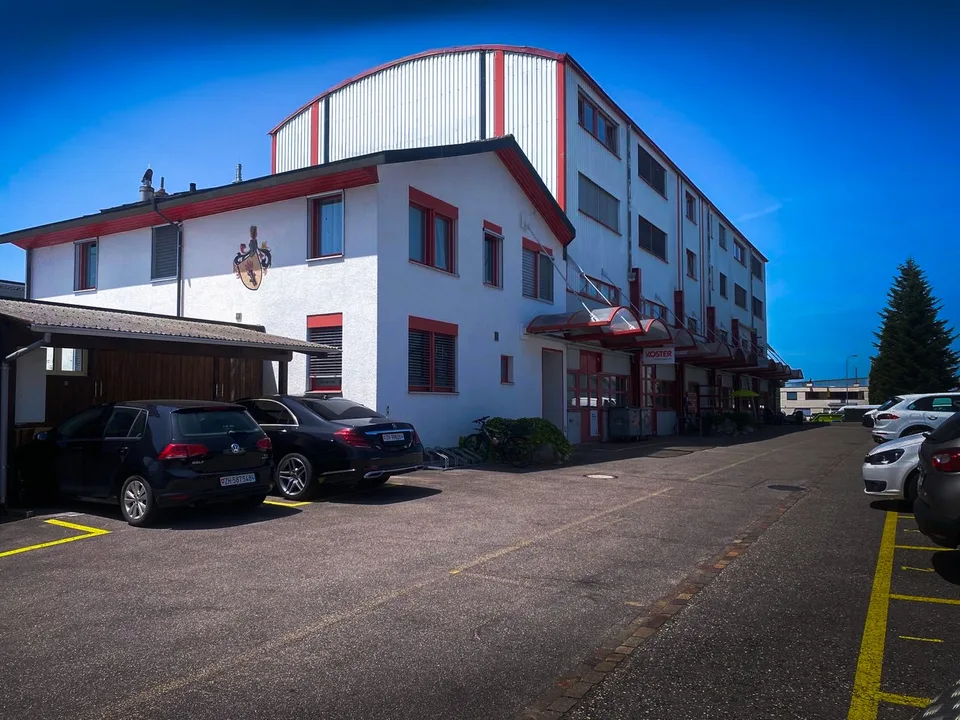 Repräsentative Gewerbefläche im Rohbau – 180 m² mit Ausbaupotenzial an zentraler Lage