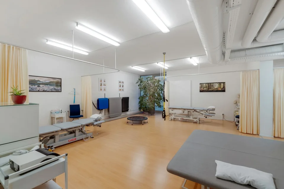 Attraktive Gewerbefläche im EG des Haldengut-Areals – Ideal als Büro oder Praxis
