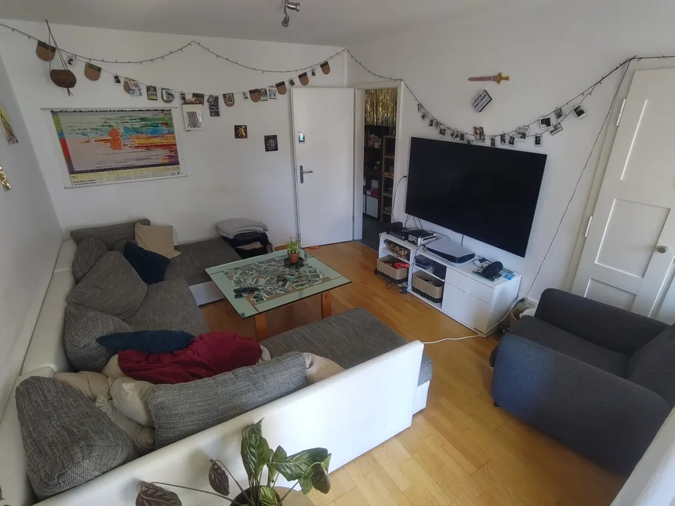 Zwei WG-Zimmer zu vermieten (ab August und ab Oktober)