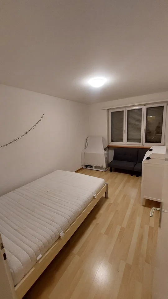 Möbliertes Zimmer