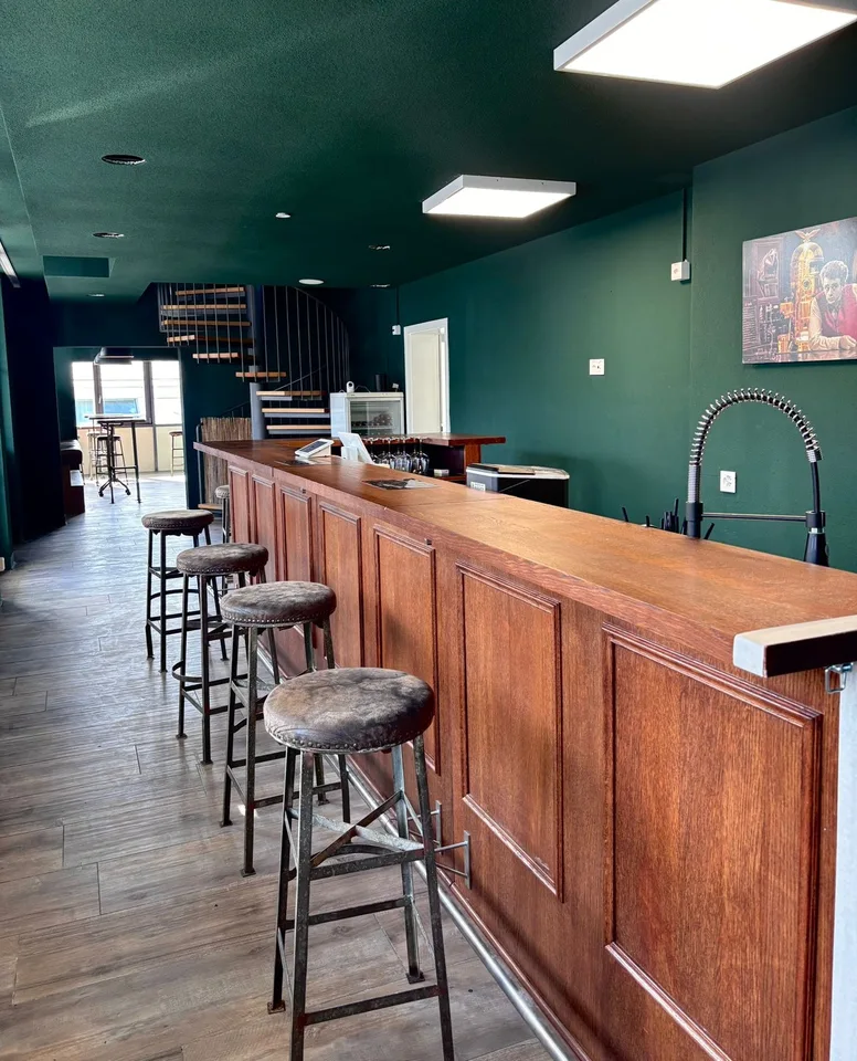 Hotelbar zu vermieten - Preis verhandelbar