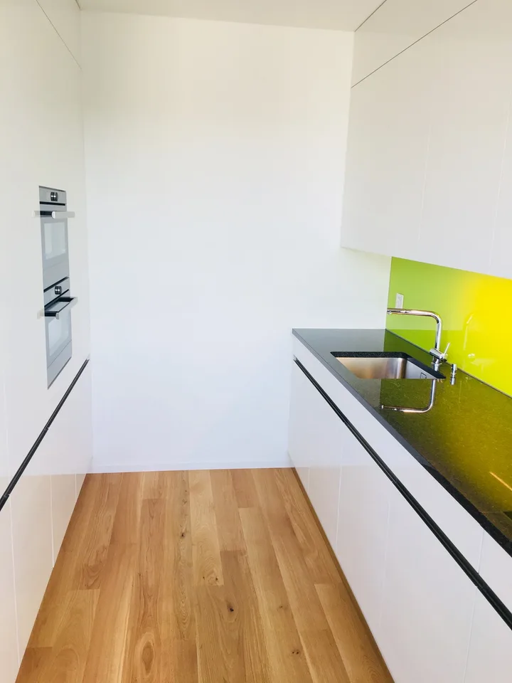 Schöne, moderne 4 ZW Maisonette-Wohnung im Zentrum Neuwiesen