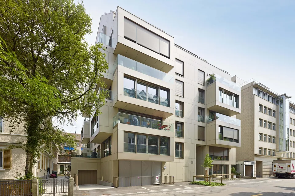 Attika-Maisonette-Wohnung mitten in Winterthur