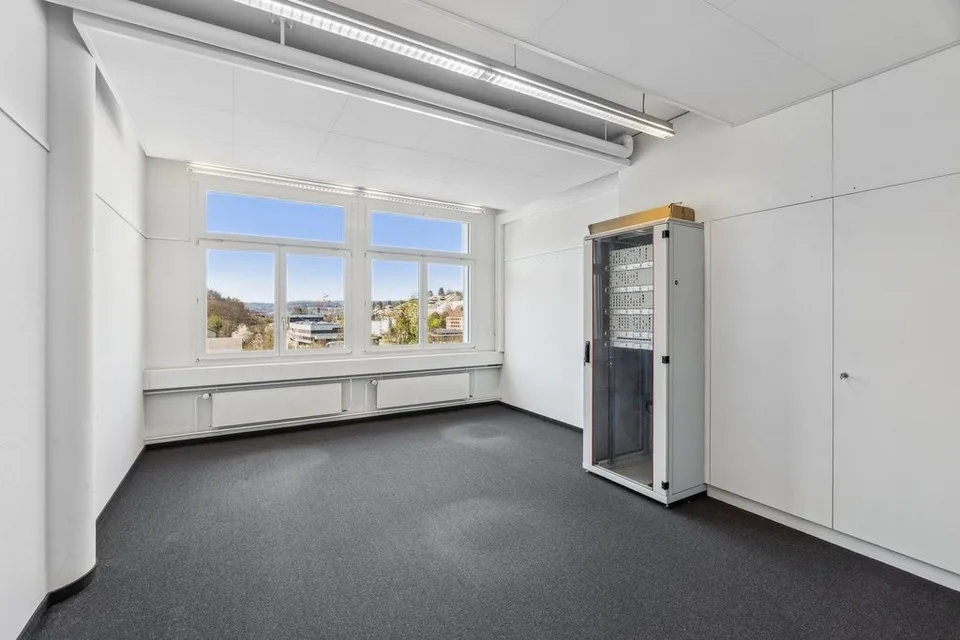 Zwei Geschosse voller Potential ! Ausgebaute Büro- und Gewerbeflächen – Foto 7 von 7