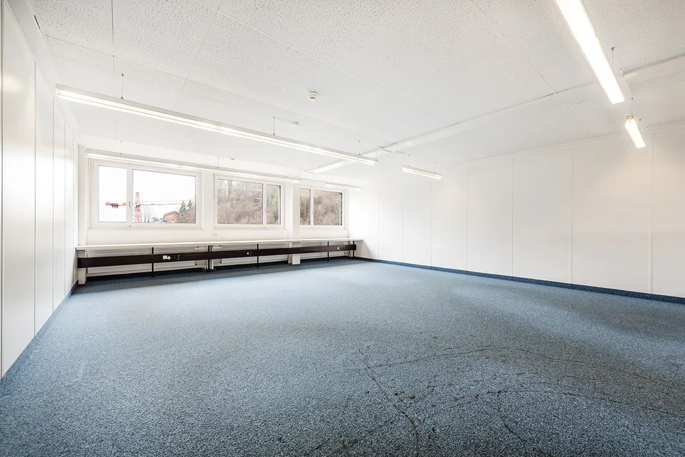 Flexible Büro- und Gewerbeflächen ab 814 m² in Winterthur – kombinierbar mit Werkstatt – photo 11 sur 12