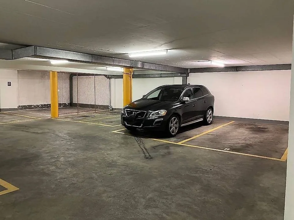 Parkplatz in der Tiefgarage zu vermieten in Kloten