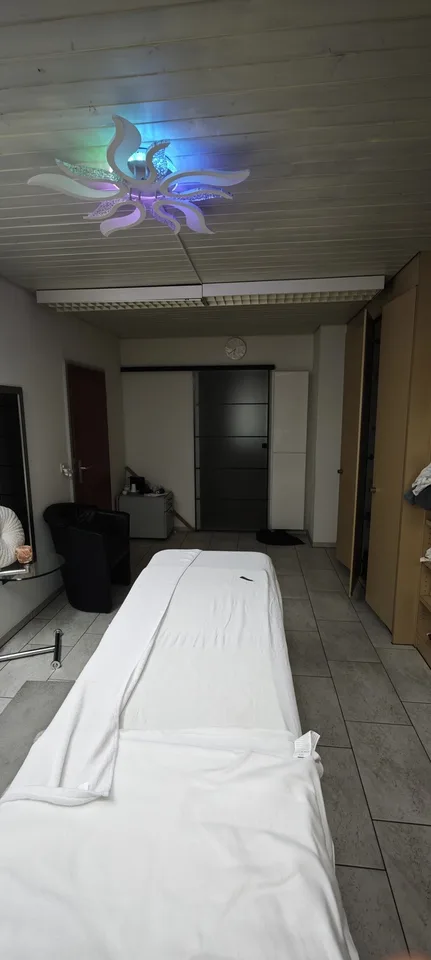 Nagel und Massage Studio