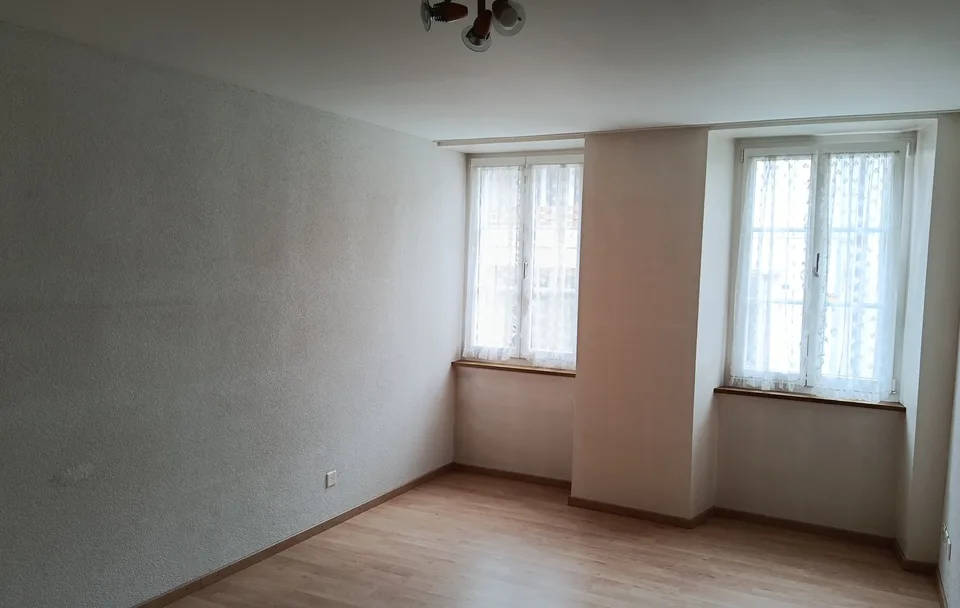 Grosse 3.5 Zimmer Wohnung  im Zentrum von Endingen