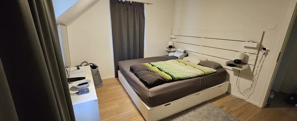 Ruhige 3er-WG im Haus – fast eigenes Obergeschoss mit zwei Zimmern, Ankleidezimmer & viel Privatsphäre (Turgi)