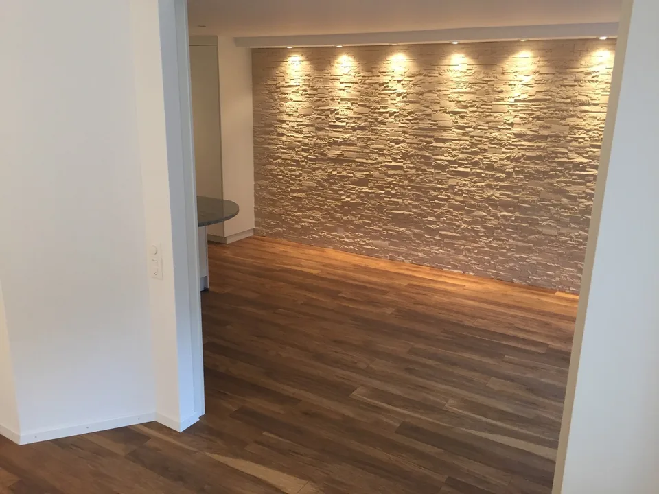 Zweitbezug: Neu renovierte Wohnung mit Garten
