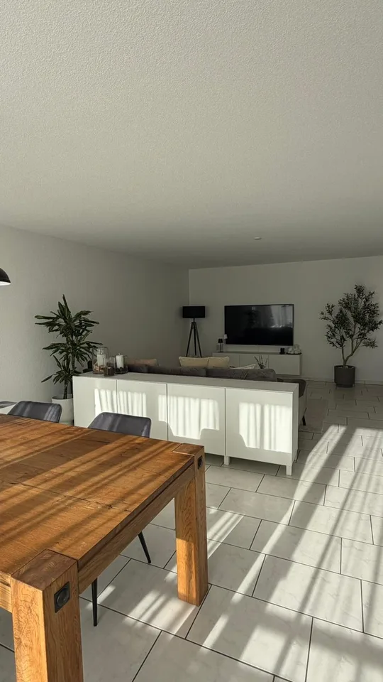 Zur Untermiete: Charmante Wohnung inkl. 1  Parkplatz / Charming apartment for sublet, including parking space