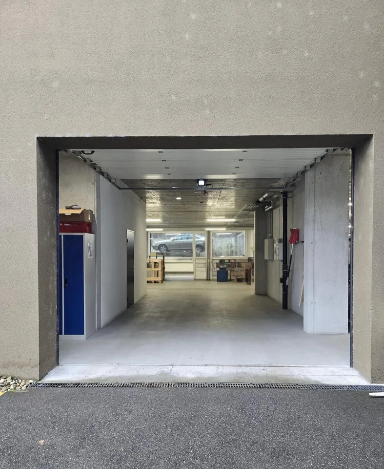 Gewerbefläche 517m2 zu vermieten. Vielseitig nutzbareres Gewerbeobjekt an Toplage in Dielsdorf (ZH)