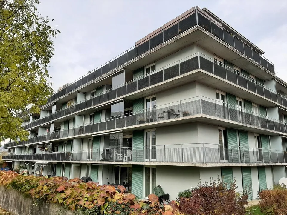Einstellplatz Nähe Tägipark gesucht mit Möglichkeit Ladestation?