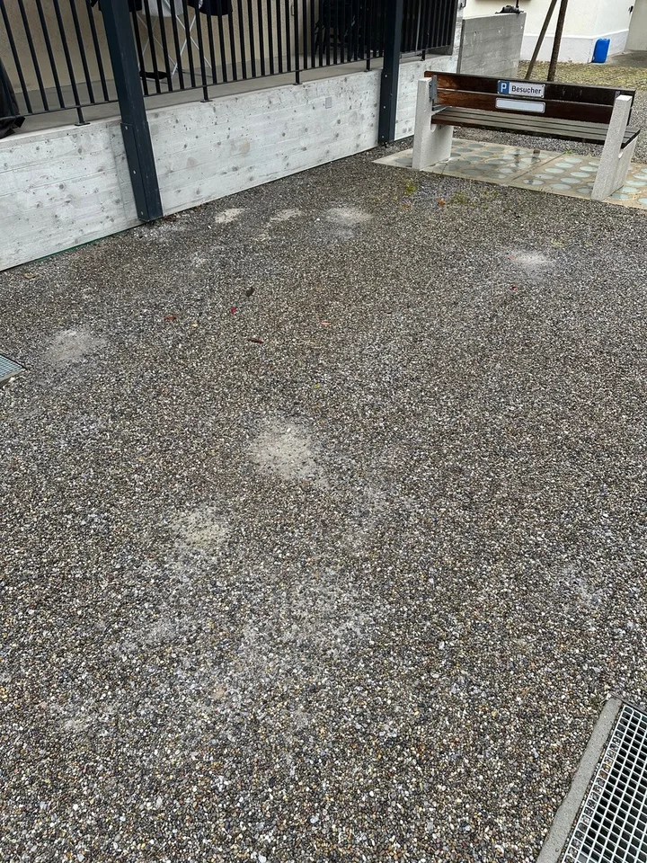Aussenparkplatz geschützte Lage