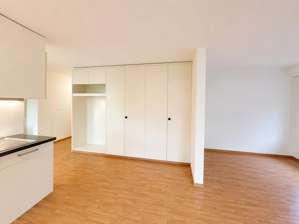 schöne 4.5 Zimmerwohnung an top Lage im Ergeschoss