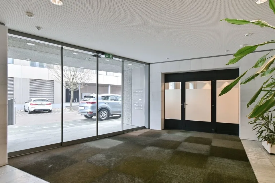 130 m2 - 1'100 m2 - Büroräumlichkeiten im Industriegebiet Täfern