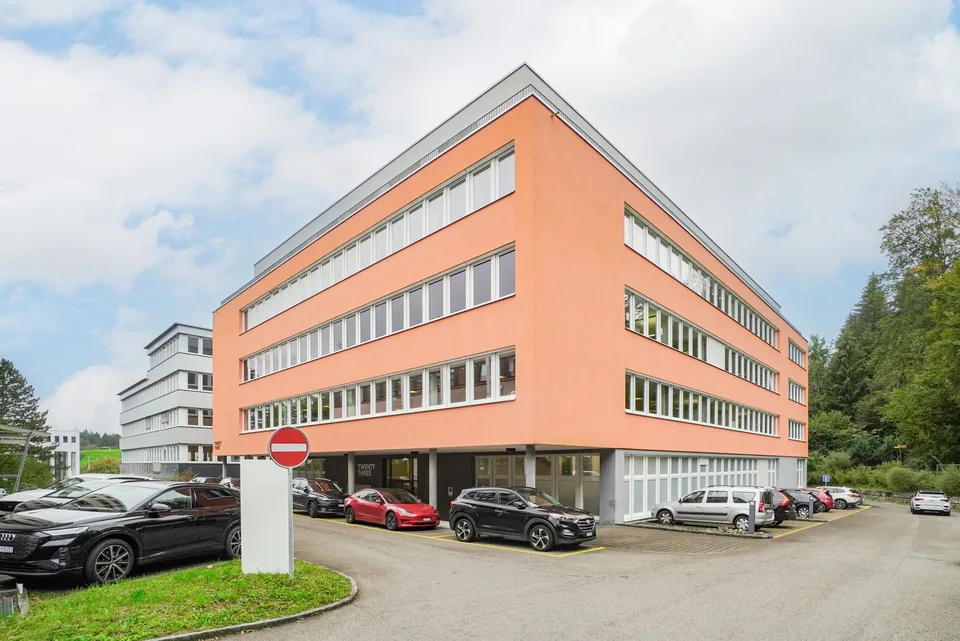 Bezugsbereites Büros in Dättwil