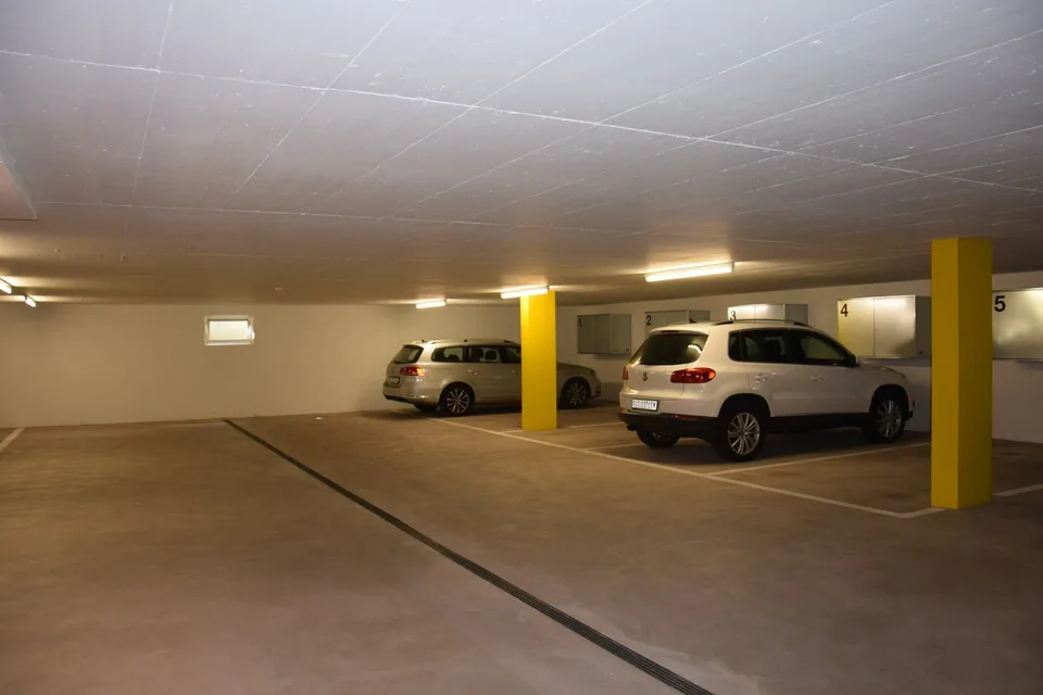 Tiefgaragenplatz in Sammelgarage