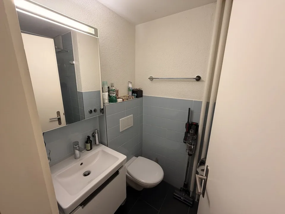 Zentrale, super ruhig gelegene Wohnung mitten im Kreis 6. 10 min vom Central zu Fuss