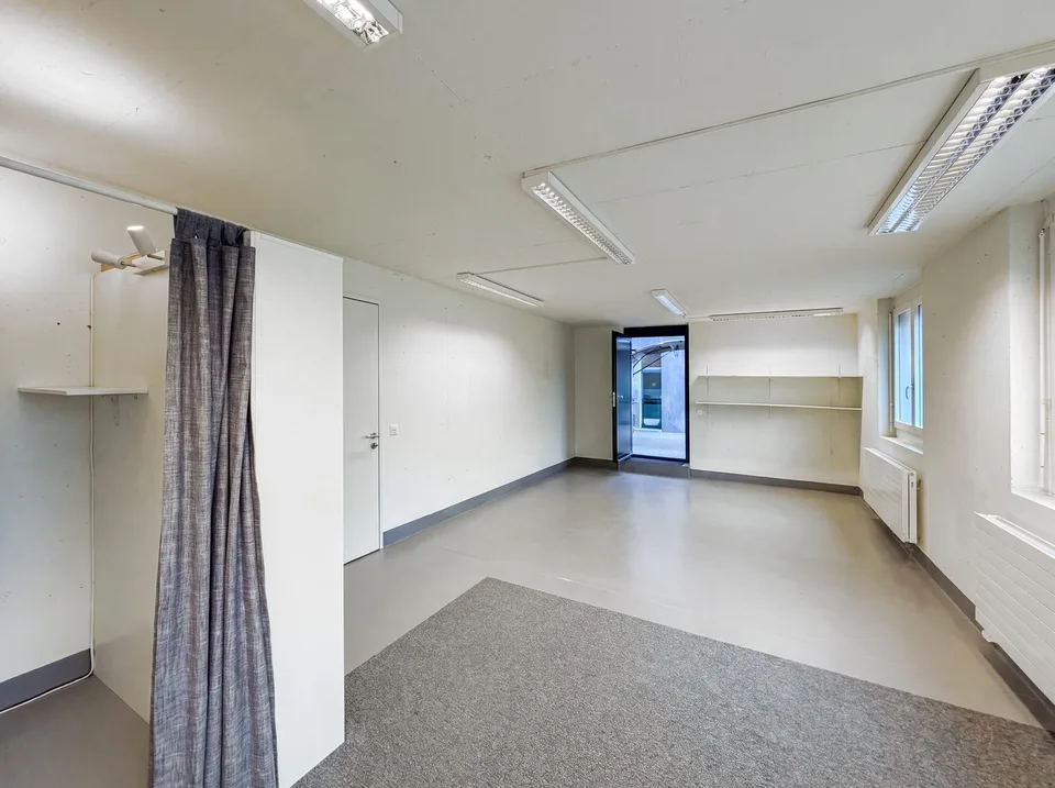 Helles Lager, ca. 35m² – Top Lage Zentrum Uster
