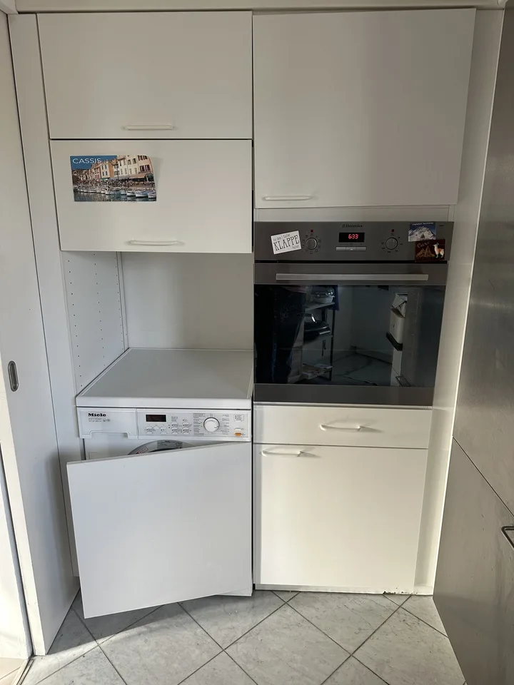 Grosse 2 stöckige Wohnung mit Seesicht in Toplage!