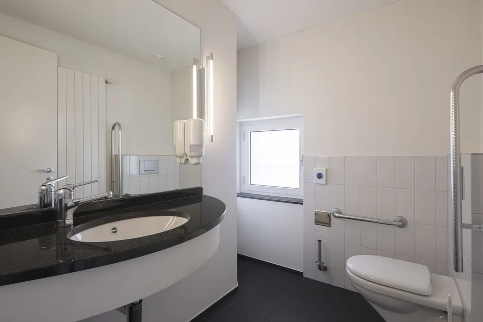 Repräsentative Bürovilla am Zürichsee – Single Tenant gesucht – Foto 24 von 30