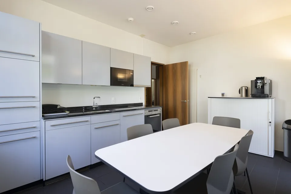 Repräsentative Bürovilla am Zürichsee – Single Tenant gesucht – Foto 23 von 30