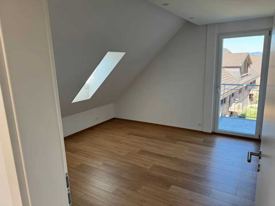 Nachmieter für attraktive 4.5 Zimmer-Dachwohnung