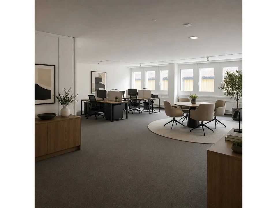 Helle 118 m² Gewerbefläche mit Nebenraum, 2. OG Fällanden