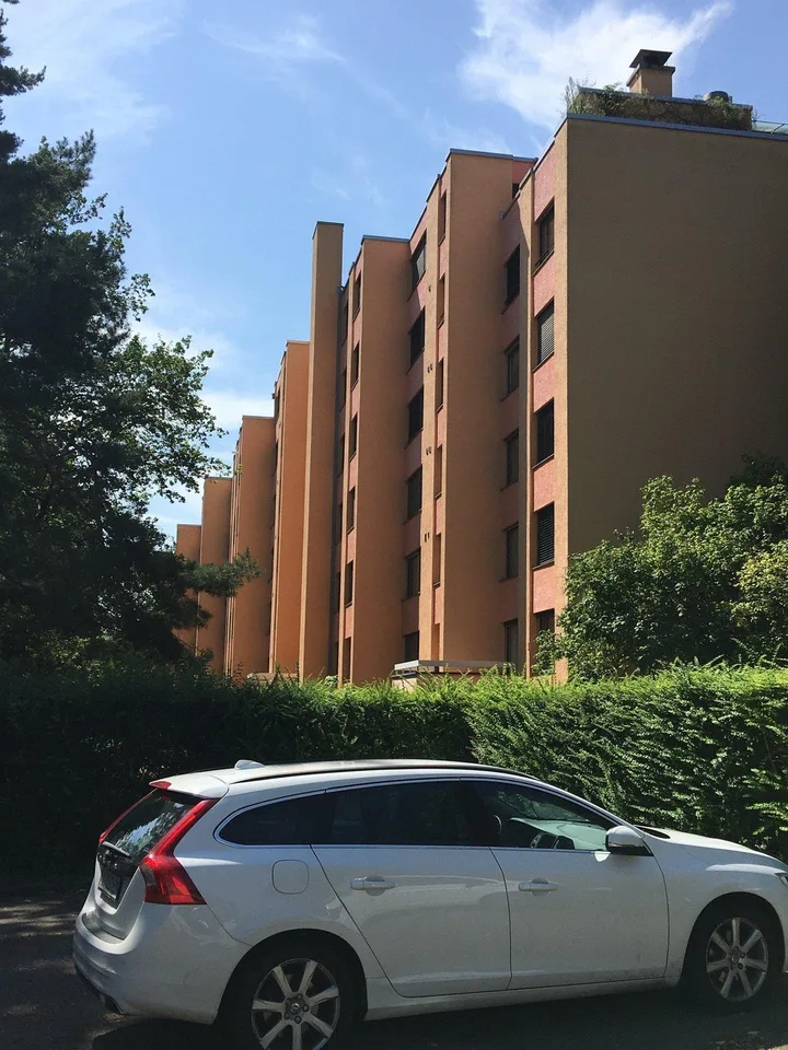 Bright 4.5-room apartment in Zurich Leimbach available immediatly or by agreement