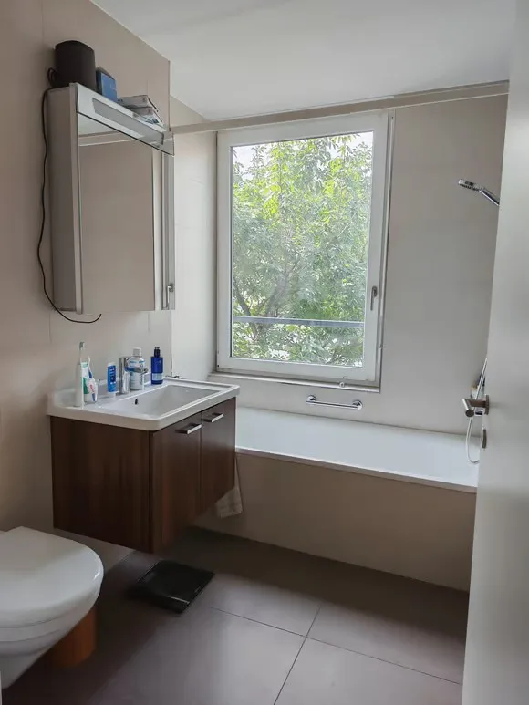 Appartement lumineux de 4,5 pièces avec grand balcon ensoleillé – photo 21 sur 30